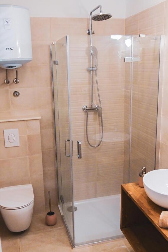 Fully Renovated One Bedroom Apartment With A Seaview - A Sevid Exterior photo